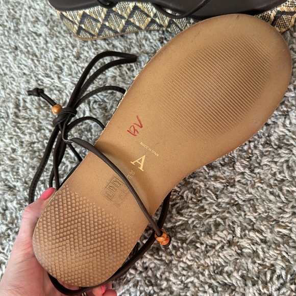 Anthropologie 39 Brown Strappy Woven Sandals with Patterned Platform - Picture 5 of 8